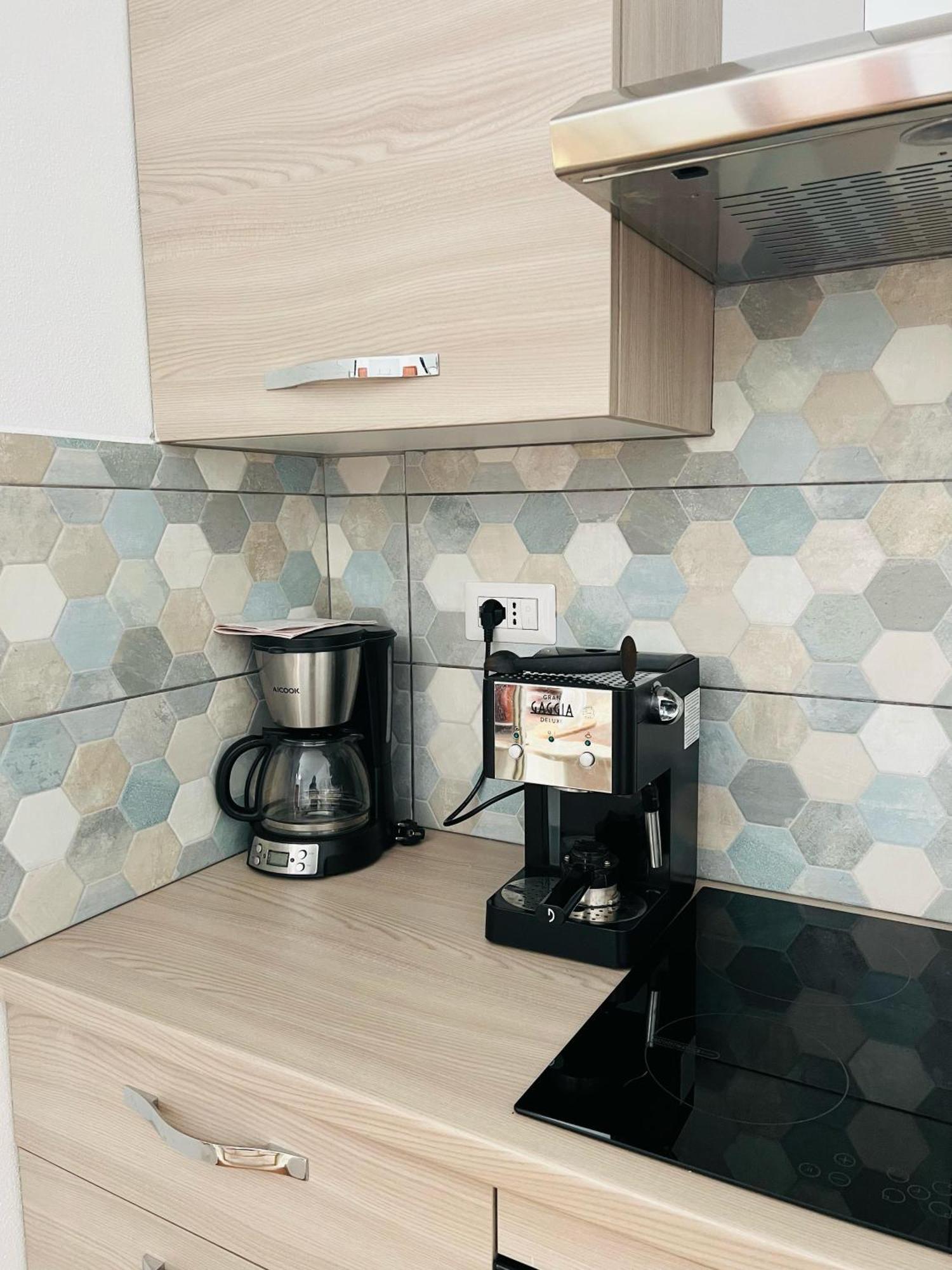 Bed And Breakfast Le Petunie Bari Sardo Bagian luar foto