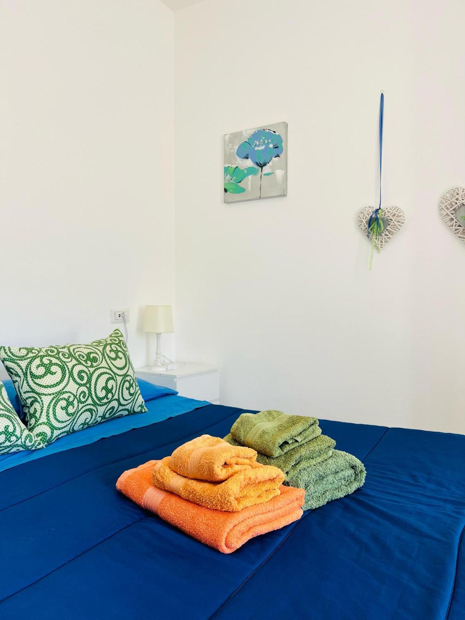 Bed And Breakfast Le Petunie Bari Sardo Bagian luar foto