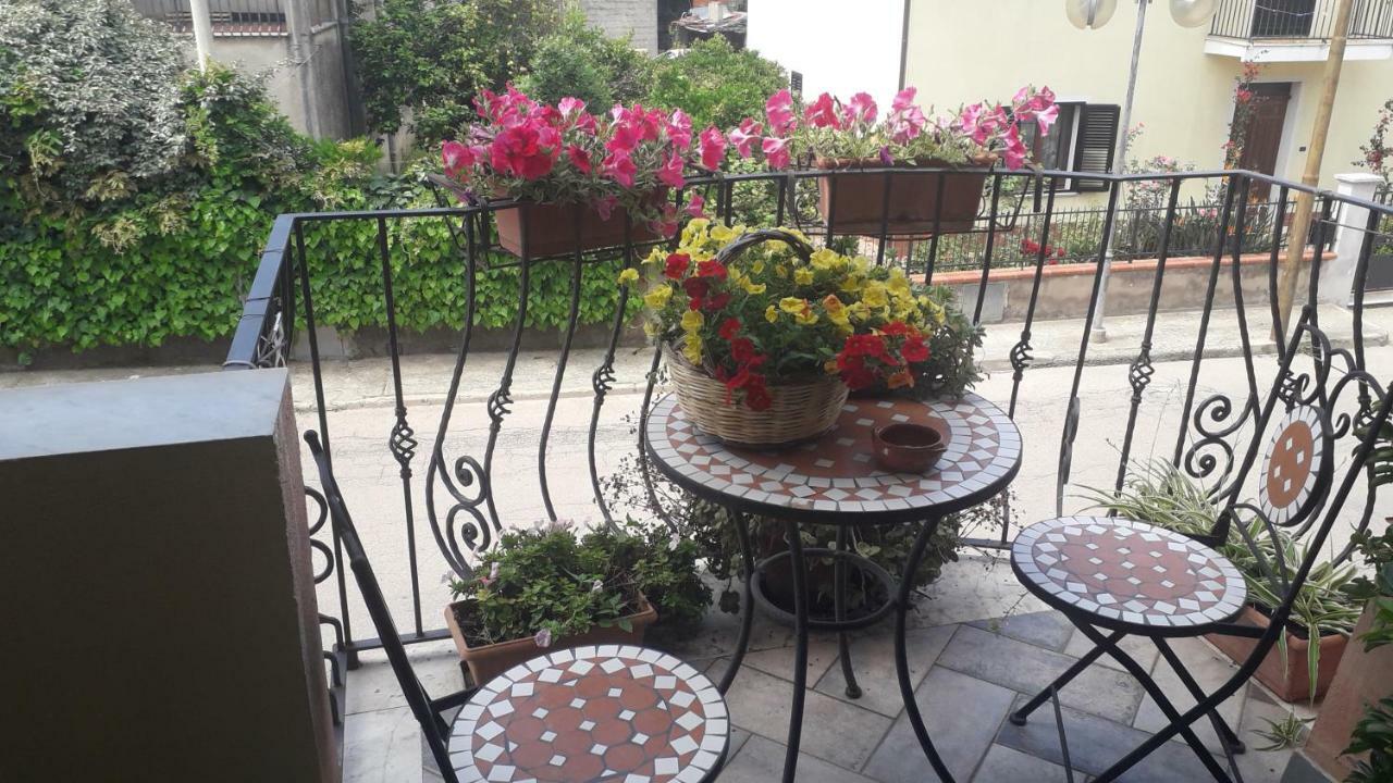 Bed And Breakfast Le Petunie Bari Sardo Bagian luar foto